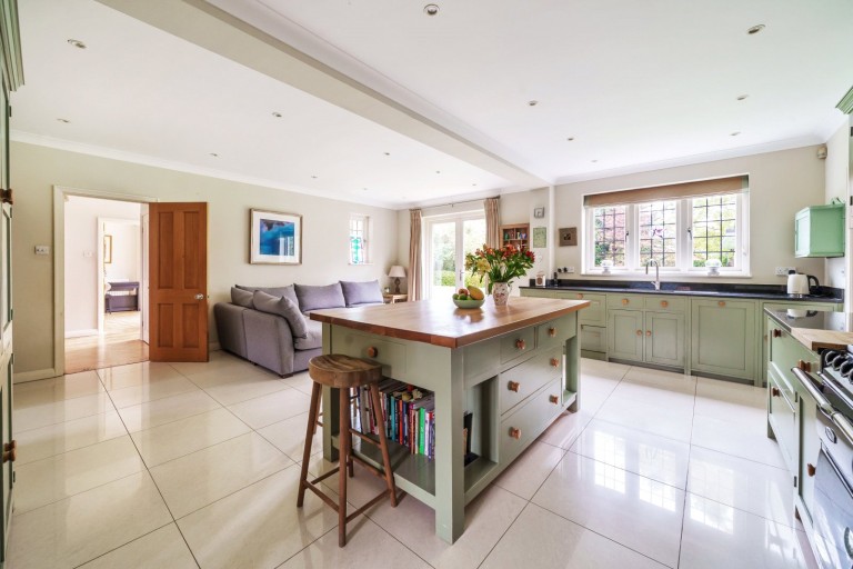 Images for Highfields, East Horsley, KT24