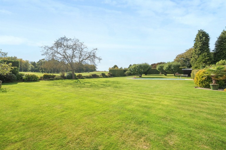 Images for Guildford Road, Effingham, KT24