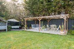 Images for Nightingale Crescent, West Horsley, Surrey