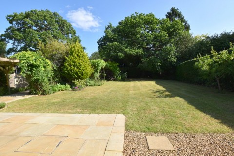 Click the photo for more details of Northcote Crescent, West Horsley, Surrey