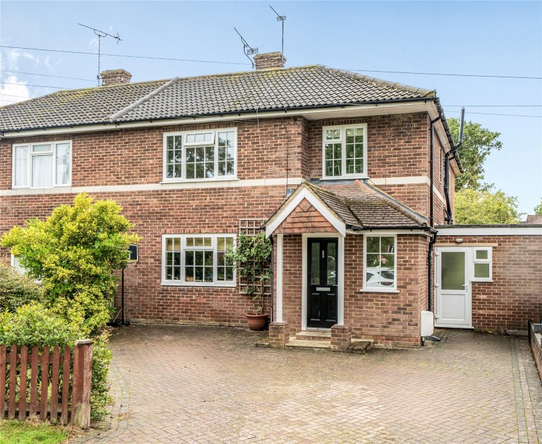 Click the photo for more details of Nightingale Crescent, West Horsley, Surrey