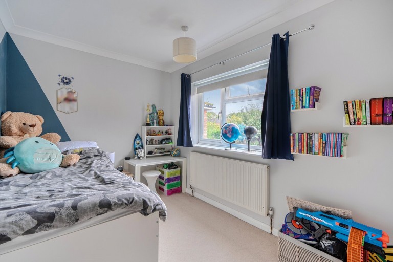 Images for Nightingale Crescent, West Horsley, Surrey