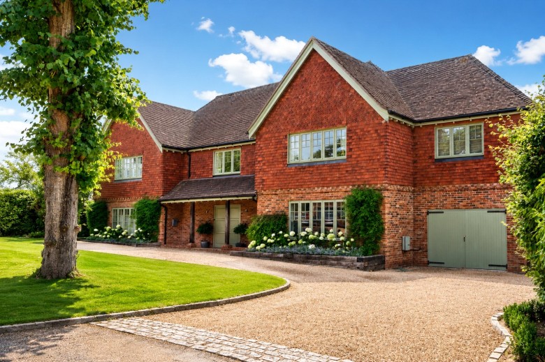 Click the photo for more details of High Park Avenue, East Horsley, Surrey