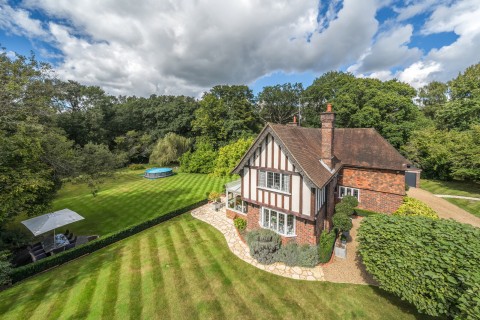 Click the photo for more details of Highcotts Lane, West Clandon, GU4
