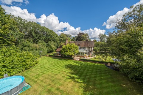 Click the photo for more details of Highcotts Lane, West Clandon, GU4