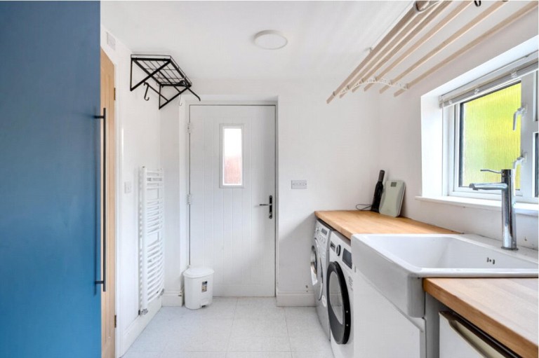 Images for Mount Pleasant, Effingham, Surrey