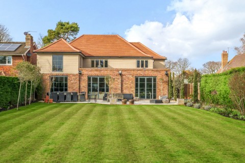 Click the photo for more details of Lower Farm Road, Effingham, KT24