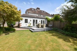 Images for Surrey Gardens, East Horsley