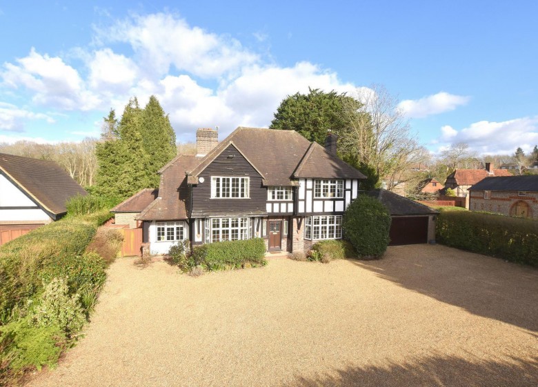 Click the photo for more details of Ockham Road North, East Horsley, KT24