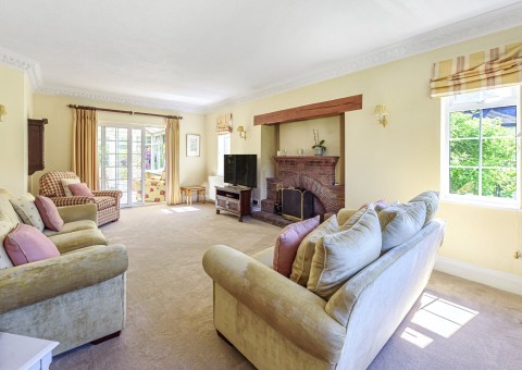 Click the photo for more details of Ockham Road North, East Horsley, KT24
