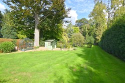 Images for Bishopsmead Close, East Horsley, KT24