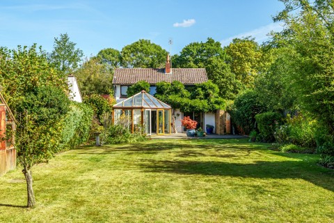 Click the photo for more details of Ockham Road North, West Horsley, KT24