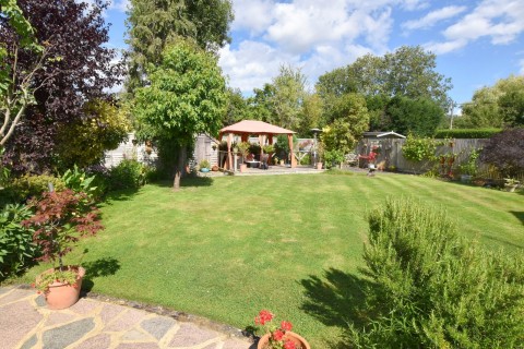 Click the photo for more details of Green Lane, Ockham, Surrey