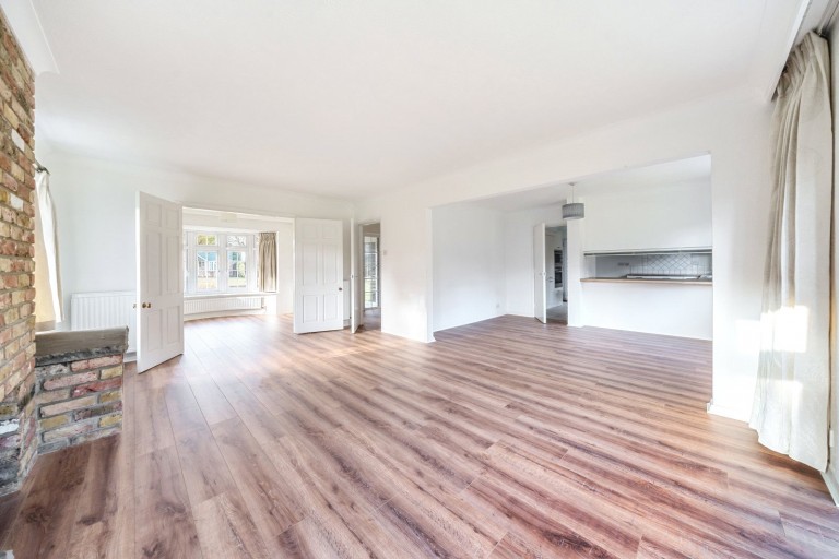 Images for The Ridings, East Horsley, KT24