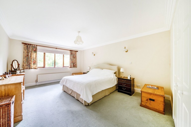 Images for Falconwood, East Horsley, Surrey