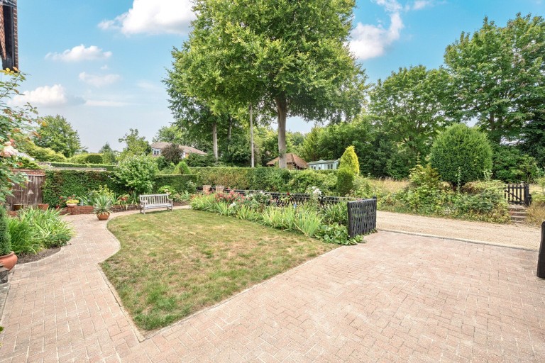 Images for Jefferies Road, West Horsley, Surrey
