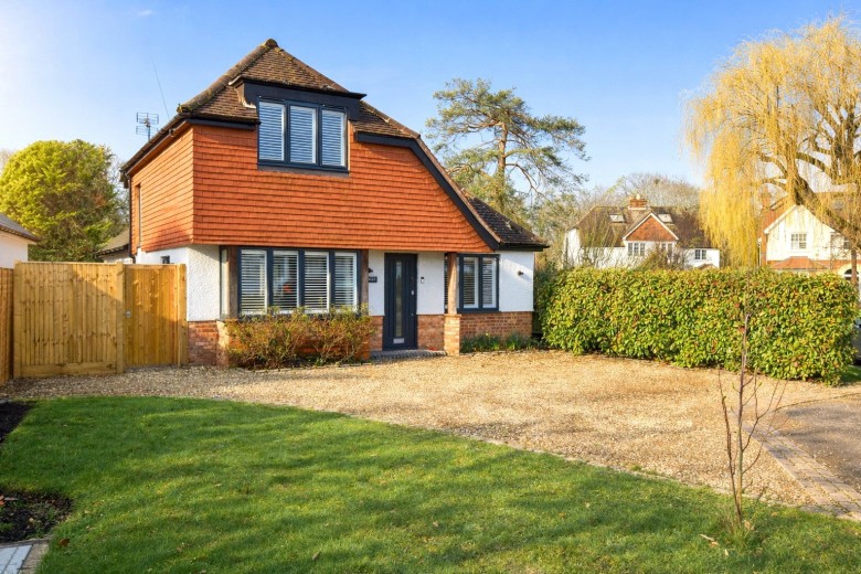 Click the photo for more details of Surrey Gardens, Effingham Junction, Surrey