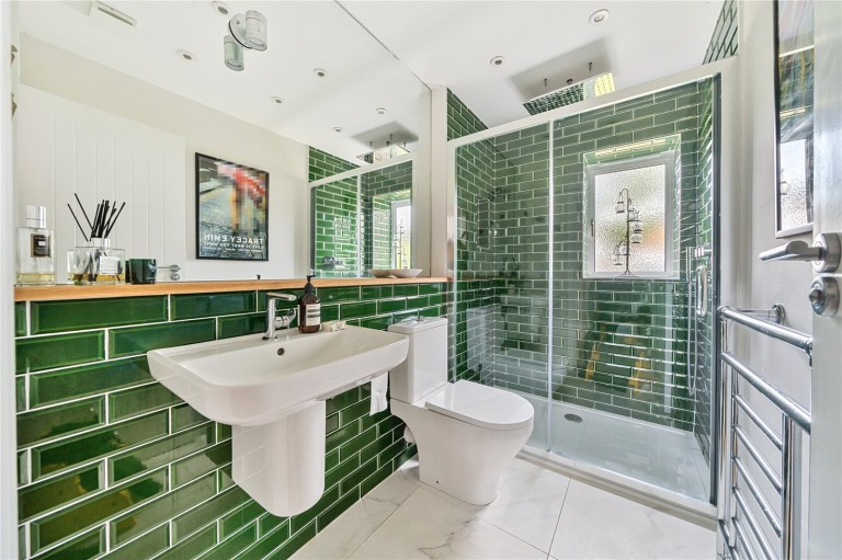 Images for Surrey Gardens, Effingham Junction, Surrey