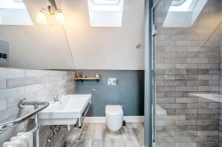 Images for Surrey Gardens, Effingham Junction, Surrey