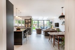 Images for Surrey Gardens, Effingham Junction, Surrey