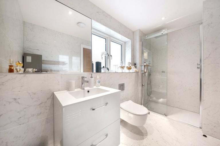 Images for Walnut Tree Gardens, West Horsley, Surrey