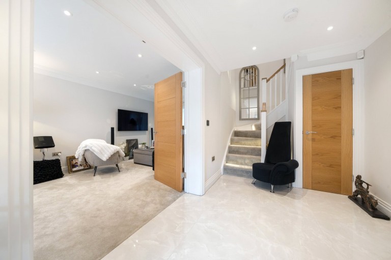 Images for Walnut Tree Gardens, West Horsley, Surrey