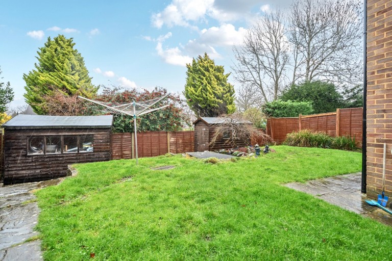 Images for Burnt Common Close, Ripley, Surrey