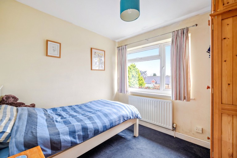 Images for Burnt Common Close, Ripley, Surrey