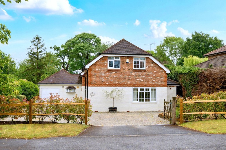 Click the photo for more details of Forest Road, East Horsley, Surrey
