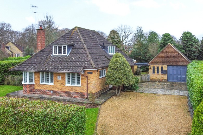 Click the photo for more details of Woodstock, West Clandon, GU4