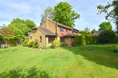 Click the photo for more details of Heathview, East Horsley, KT24