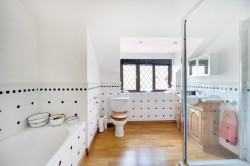 Images for Heathview, East Horsley