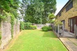 Images for Heathview, East Horsley