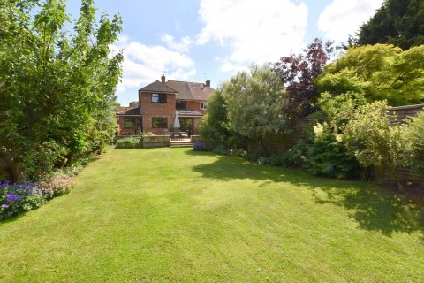 Click the photo for more details of Meadowlands, West Clandon, Surrey