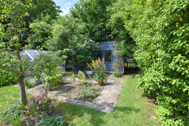 Images for Meadowlands, West Clandon, Surrey