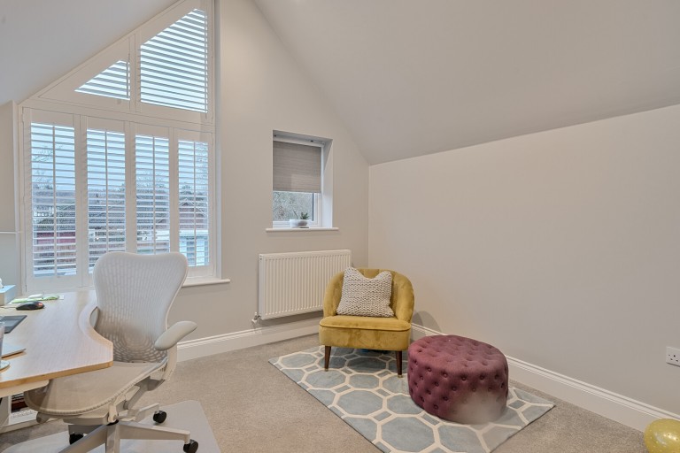 Images for Surrey Gardens, Effingham Junction, Surrey