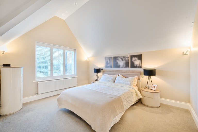 Images for Surrey Gardens, Effingham Junction, Surrey