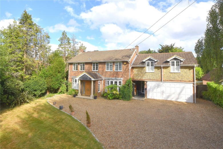 Click the photo for more details of Farm Lane, East Horsley, Surrey