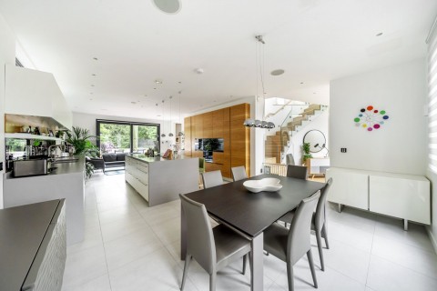 Click the photo for more details of The Highlands, East Horsley, Surrey