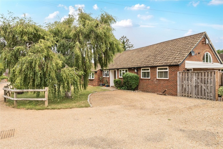 Click the photo for more details of Howard Close, West Horsley, Surrey