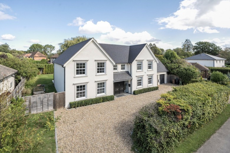 Click the photo for more details of Manor Close, East Horsley, Surrey