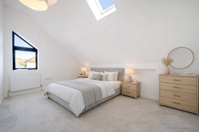 Images for Surrey Gardens, Effingham Junction, Surrey