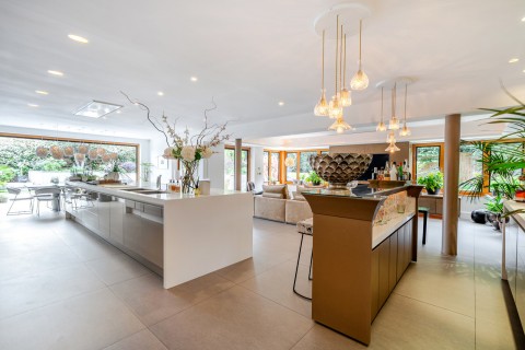 Click the photo for more details of Glendene Avenue, East Horsley, Surrey