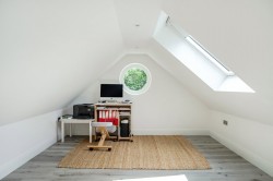 Images for Heath View, East Horsley