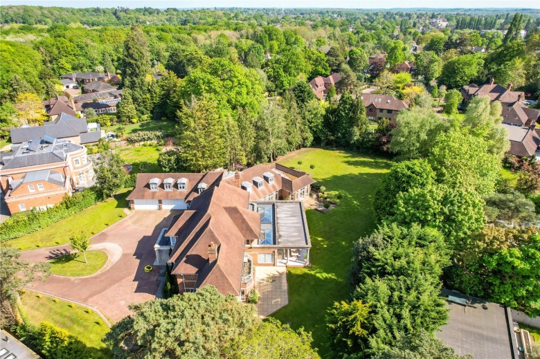 Click the photo for more details of Littleworth Common Road, Esher, KT10
