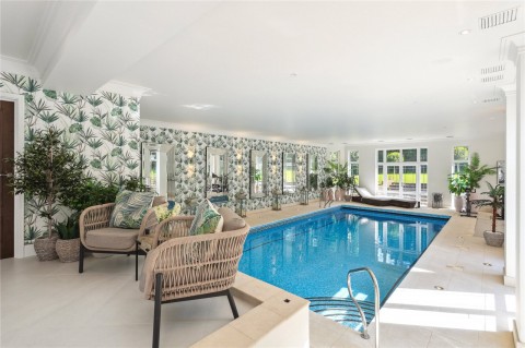 Click the photo for more details of Littleworth Common Road, Esher, Surrey