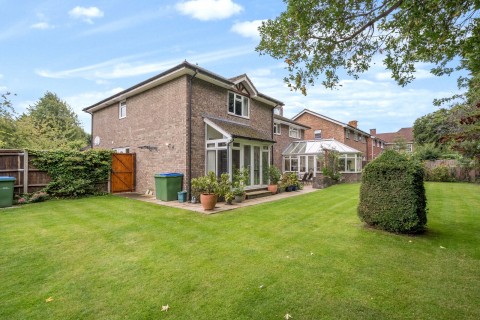 Click the photo for more details of Carrick Gate, Esher, Surrey