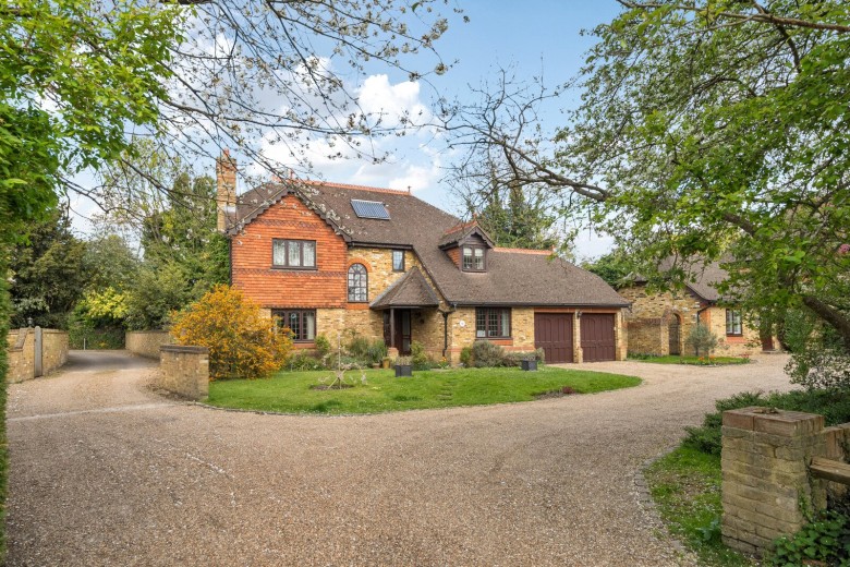 Click the photo for more details of Lower Green Road, Esher, Surrey