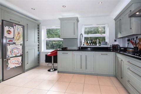 Click the photo for more details of Hayward Road, Thames Ditton, KT7