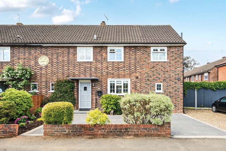 Click the photo for more details of Brookfield Gardens, Claygate, Surrey